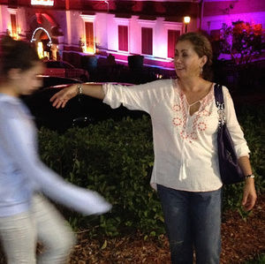 Meet your Posher, Gloria